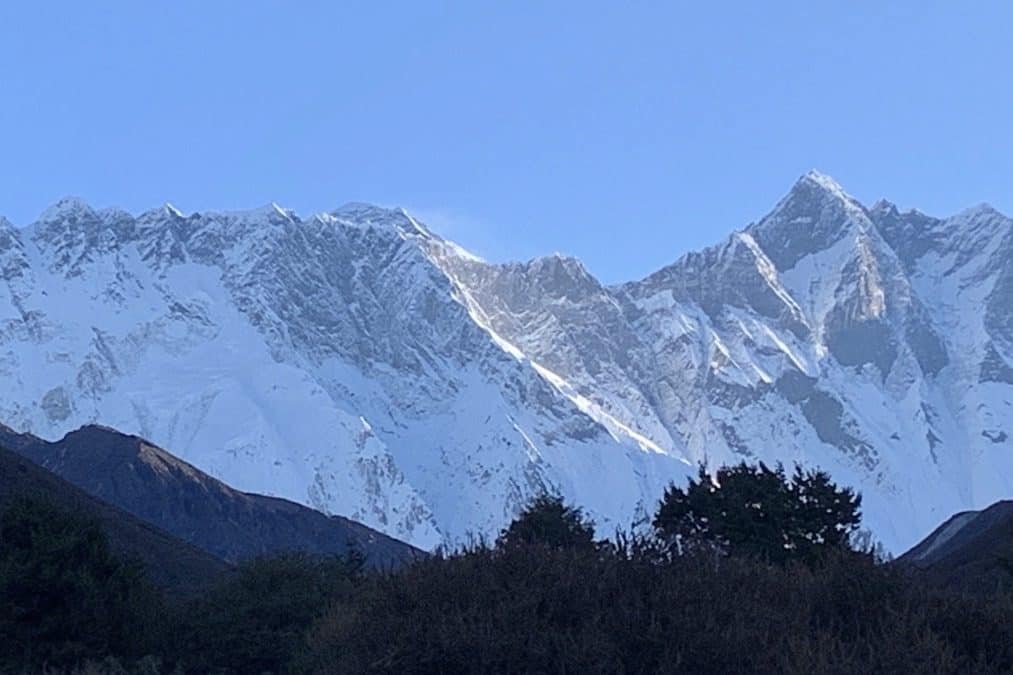 Everest mountain range